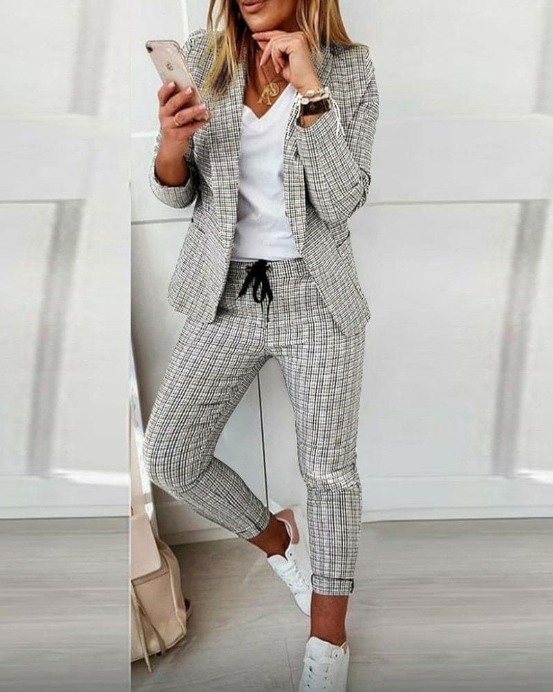 Blair | Women's Long Sleeve Plaid Blazer and Slim Pants Suit Set