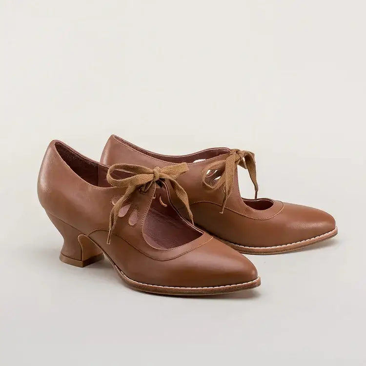 Amelia™ | Retro Pin-Up Style Heels