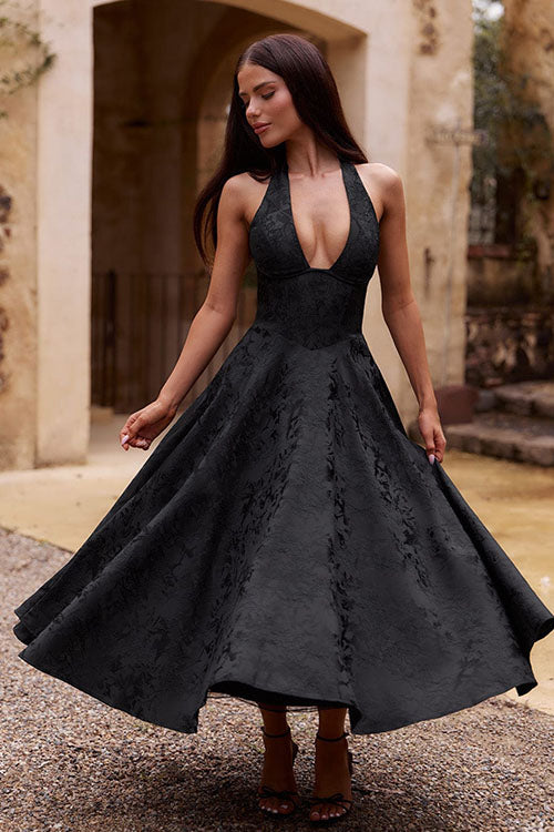 Genevieve™ | Sleeveless Jacquard Maxi Dress with V-Neck Halterneck Design