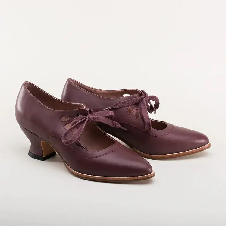 Amelia™ | Retro Pin-Up Style Heels