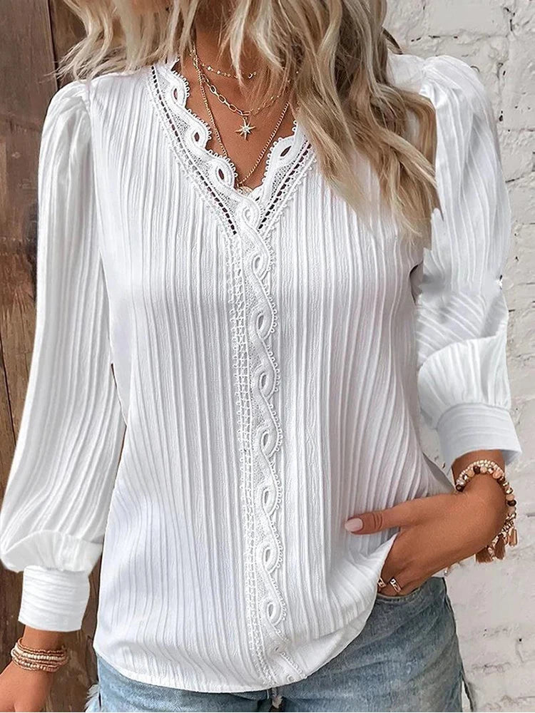 Sam™ | Chiffon and Lace Detail Blouse