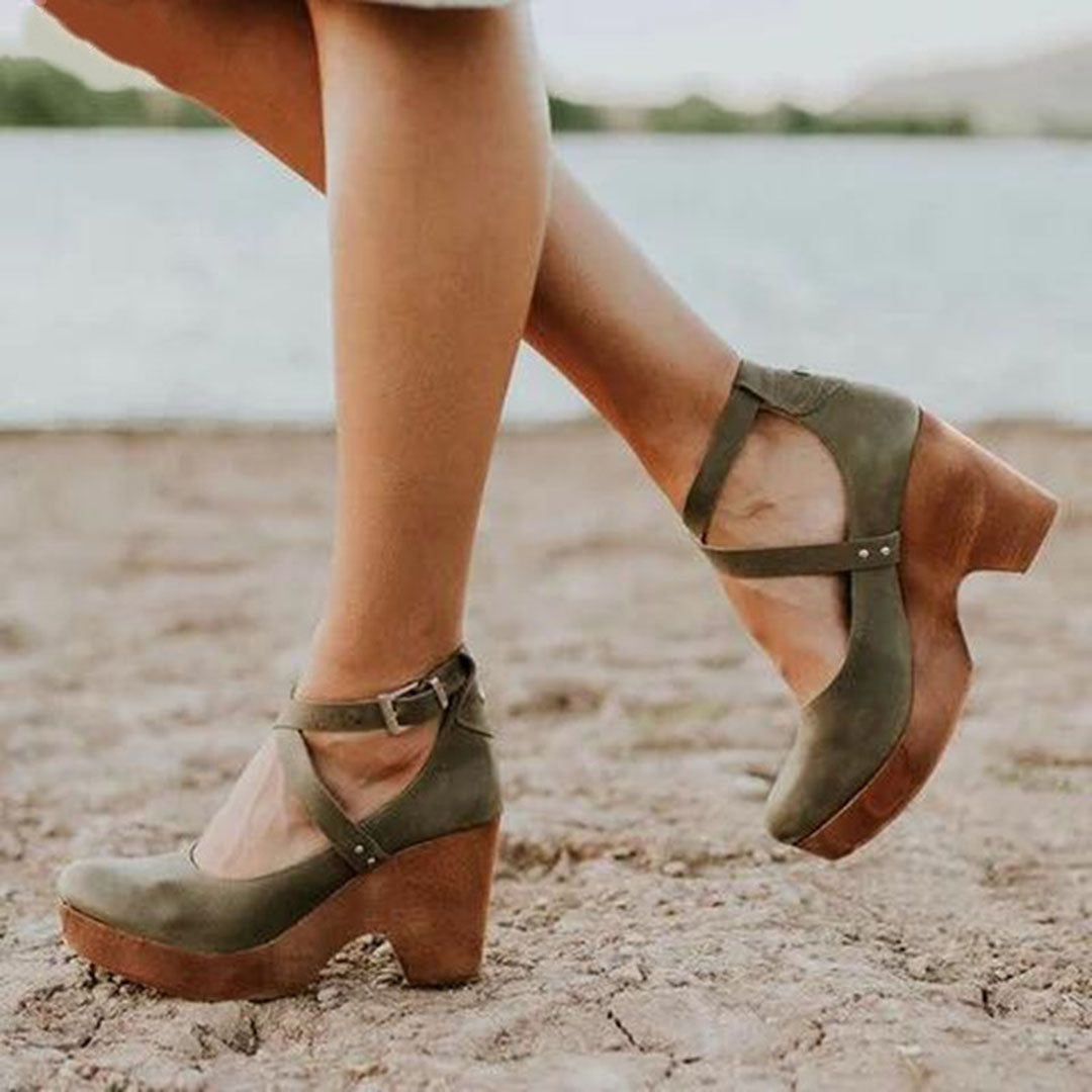 Teresa™ | Chic Closed-Toe Wedge Heels with Stylish Ankle Strap