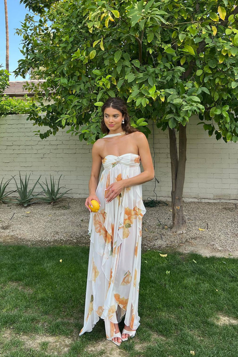 Gwen™ | Chic Halter Maxi Dress