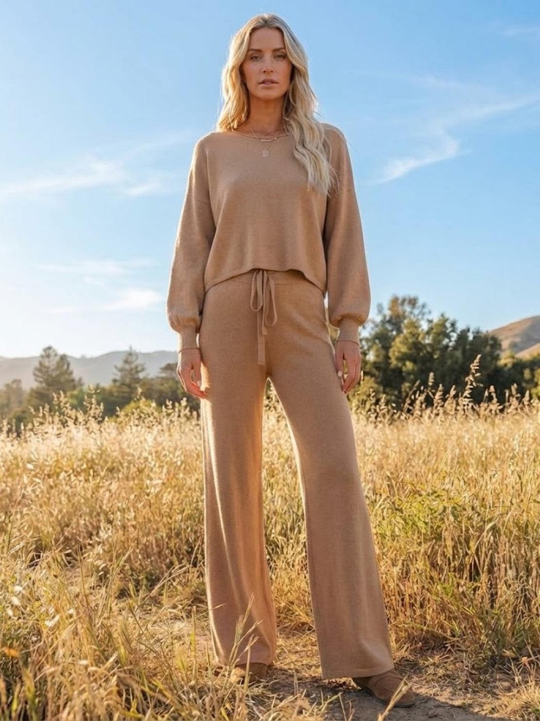 Hailey | Women's Cropped Sweatshirt and Wide-Leg Pants Lounge Ensemble