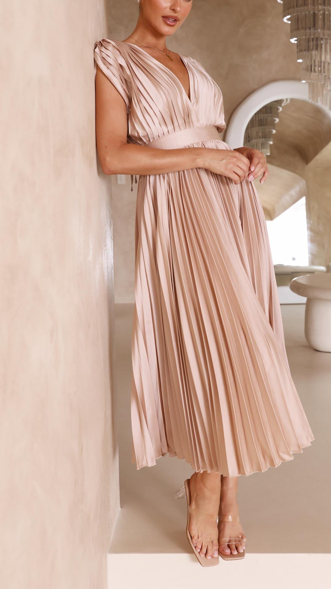 Maria™ | Chic Pleated Maxi Gown