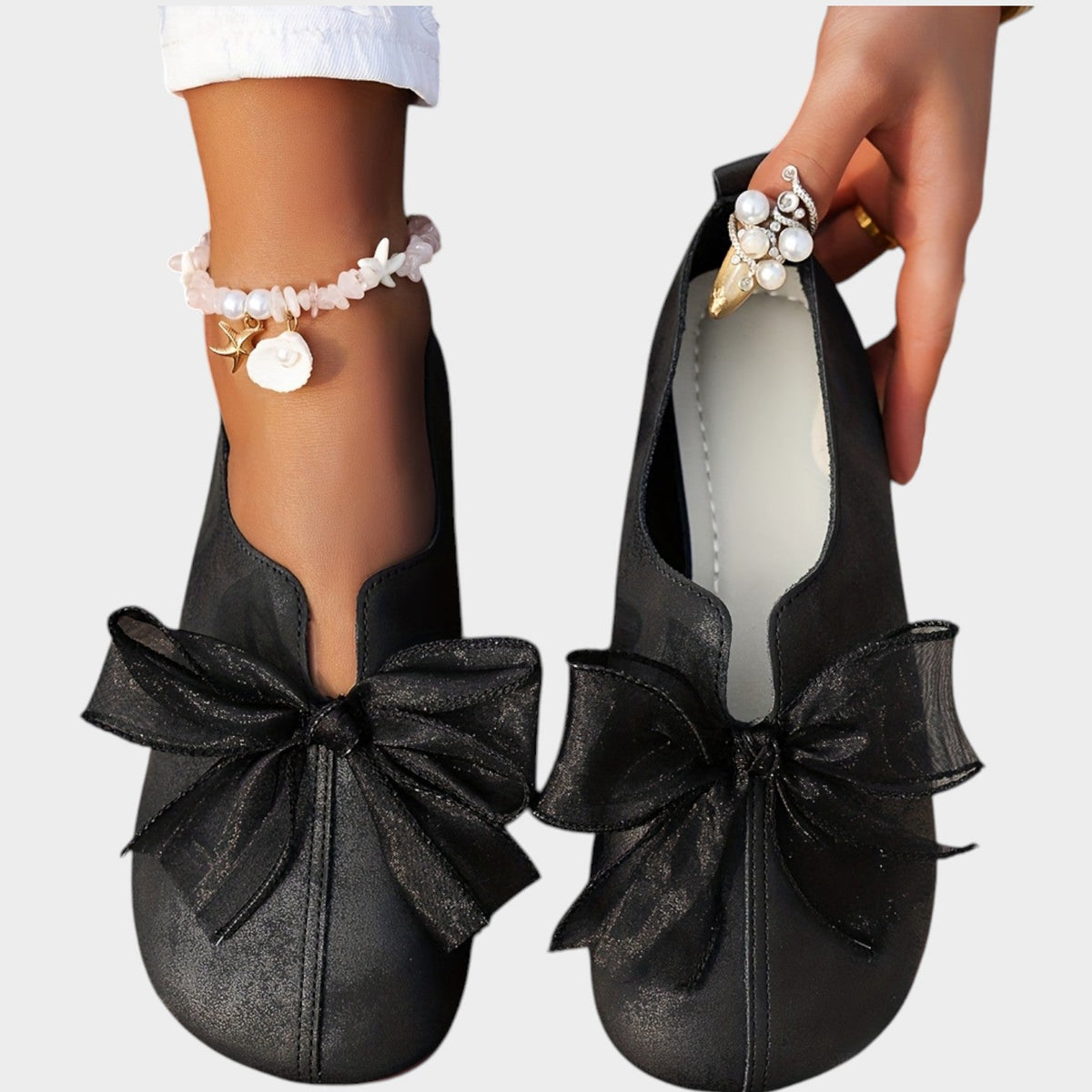 Womenās Ballet Flats Butterfly Floral Detail