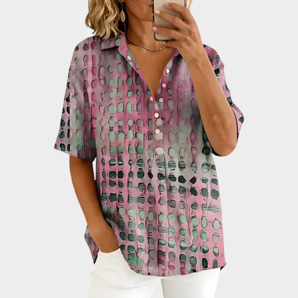 Women’s Top Relaxed Fit Lightweight Breathable Fabric