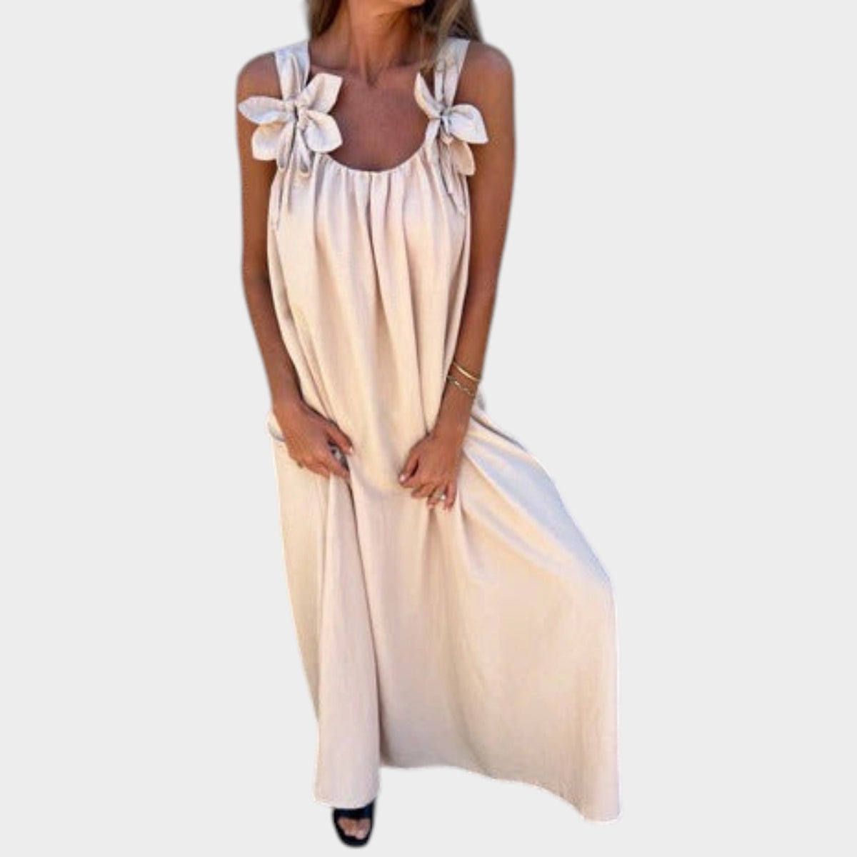 Women’s Floral Maxi Dress with U-Neckline and Fitted Silhouette