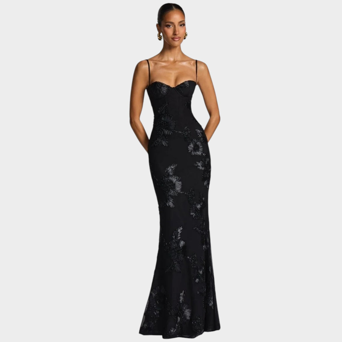 Women’s Floral Embroidered Maxi Dress with Spaghetti Straps and Sweetheart Neckline
