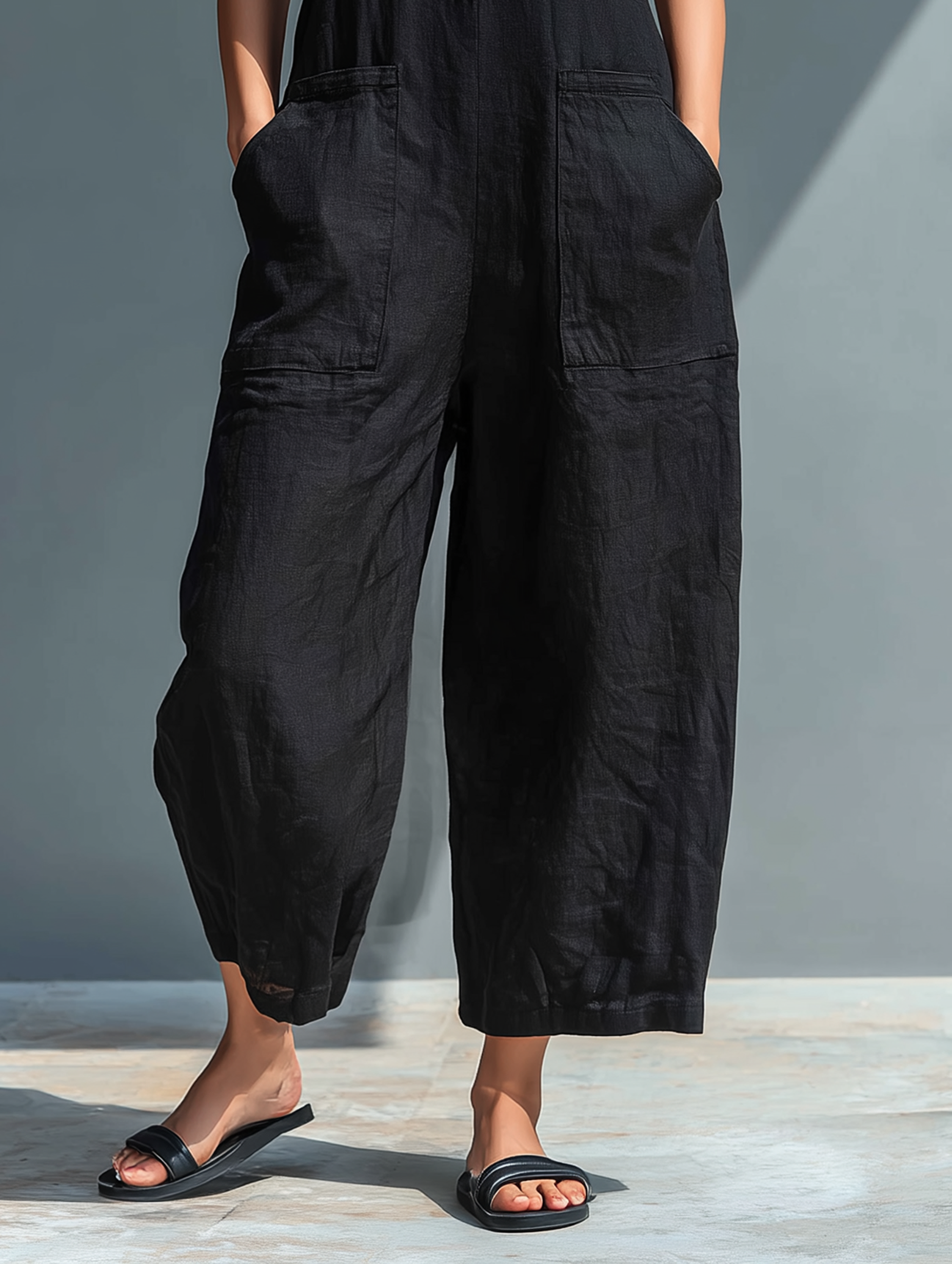 Naomi | Women's Sleeveless Wide-Leg Jumpsuit