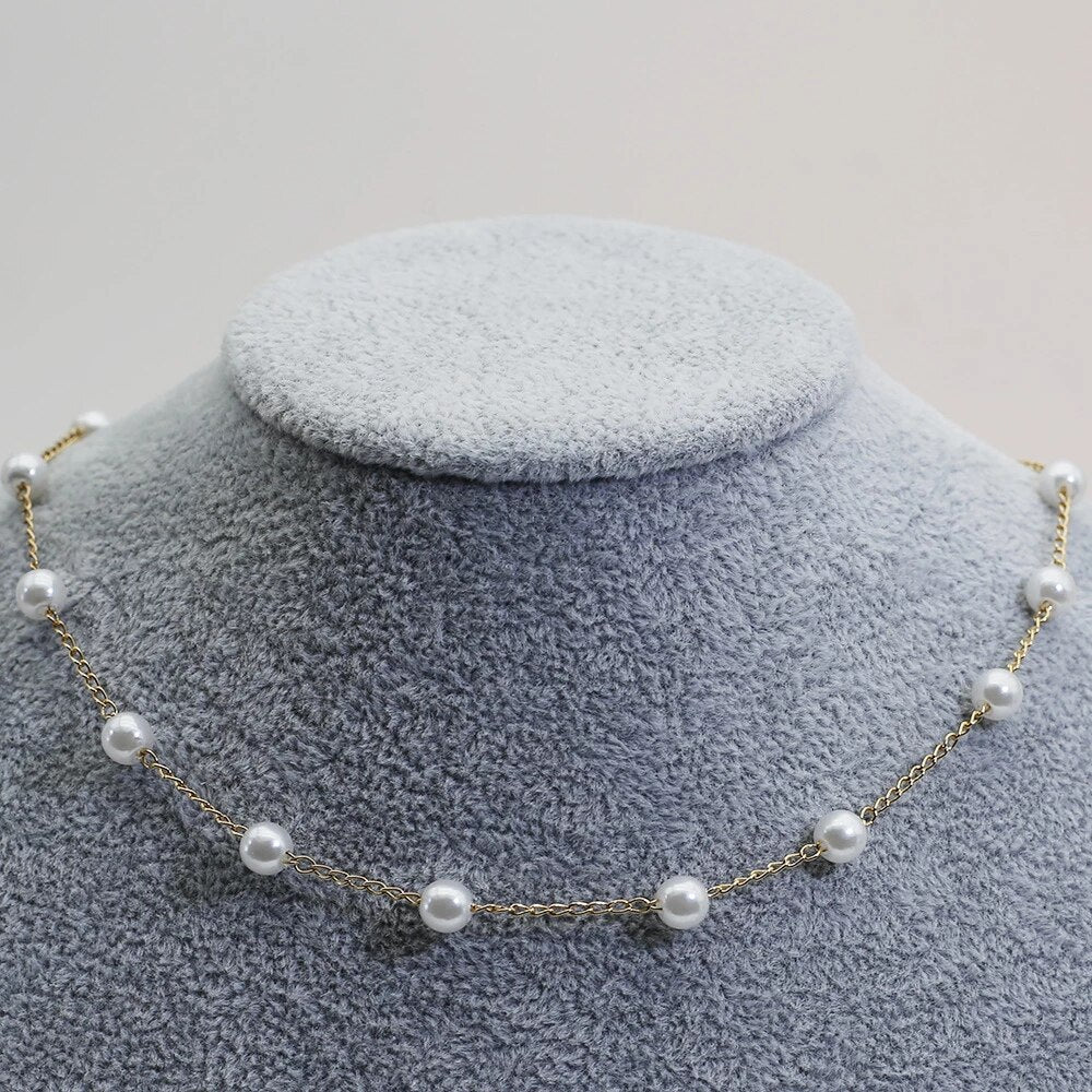 Lustra™ | Elegant Gold Pearl Necklace