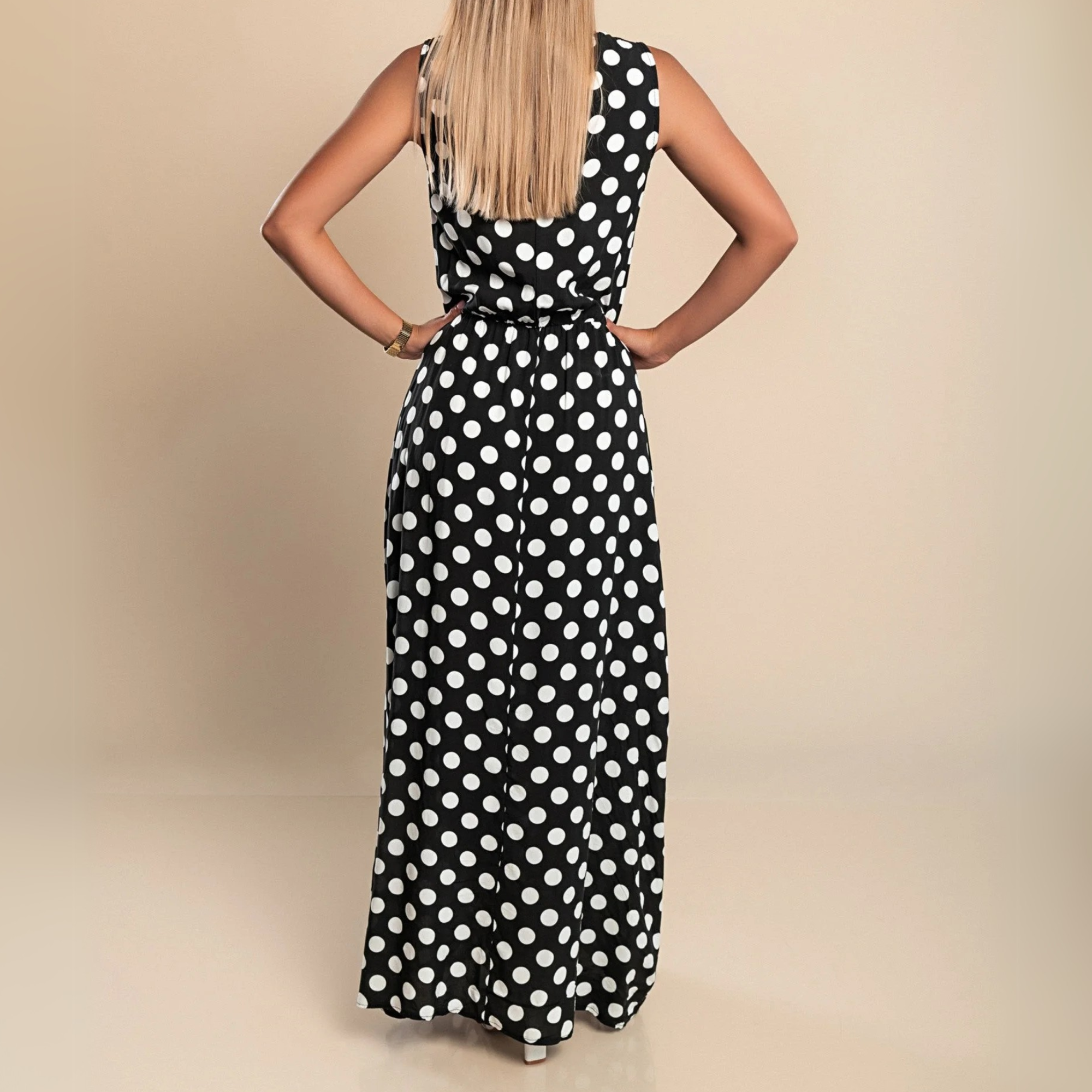 Paula™ | Dotted Maxi Dress