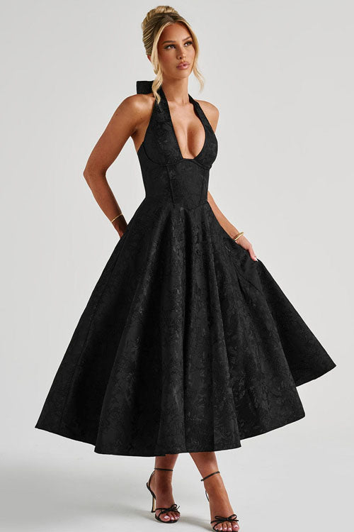 Genevieve™ | Sleeveless Jacquard Maxi Dress with V-Neck Halterneck Design