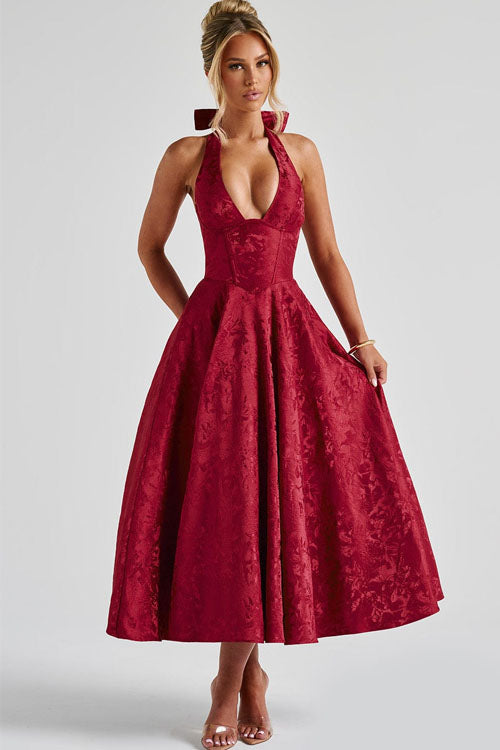Genevieve™ | Sleeveless Jacquard Maxi Dress with V-Neck Halterneck Design