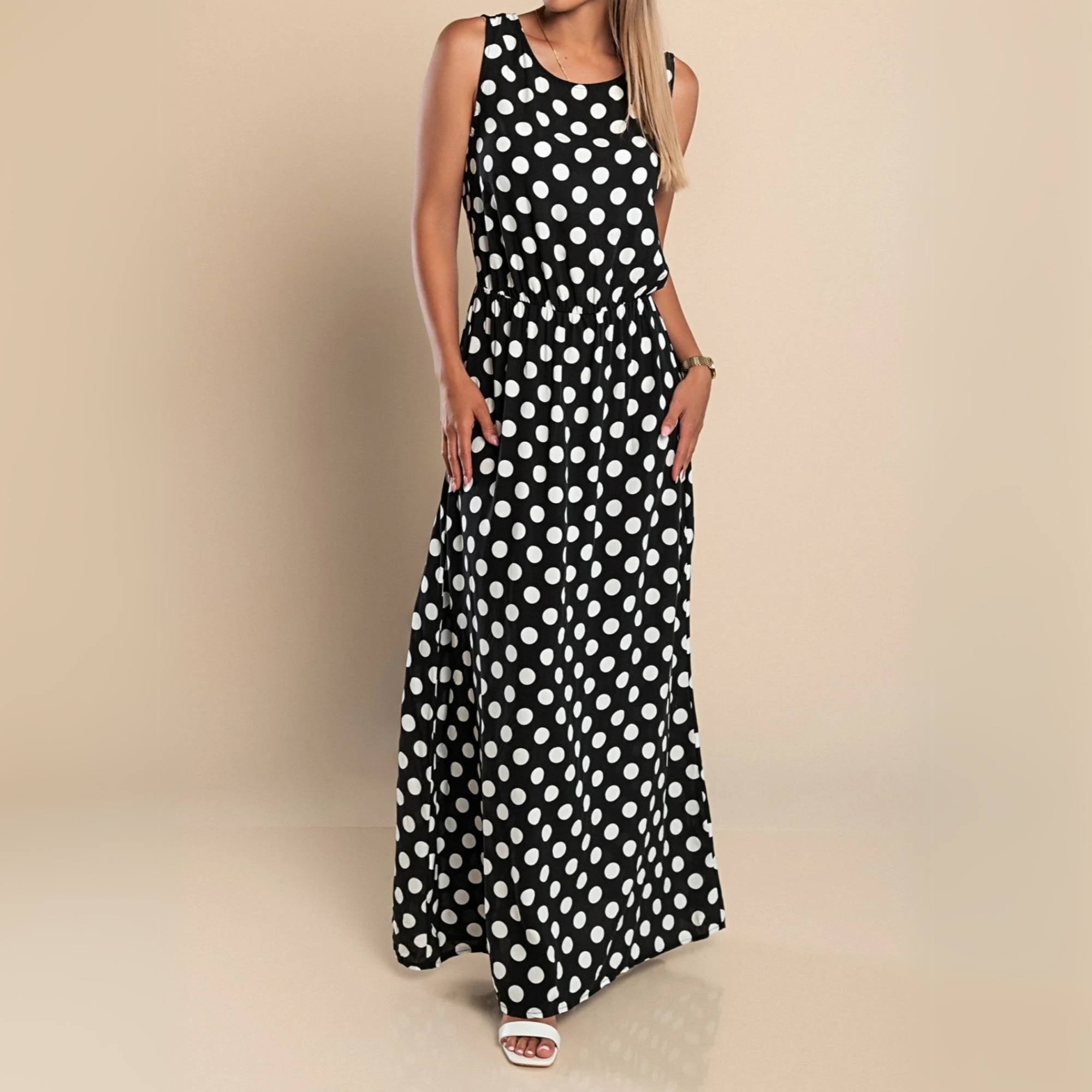 Paula™ | Dotted Maxi Dress
