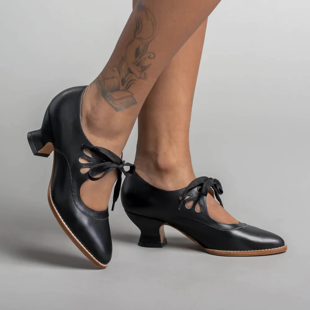 Amelia™ | Retro Pin-Up Style Heels
