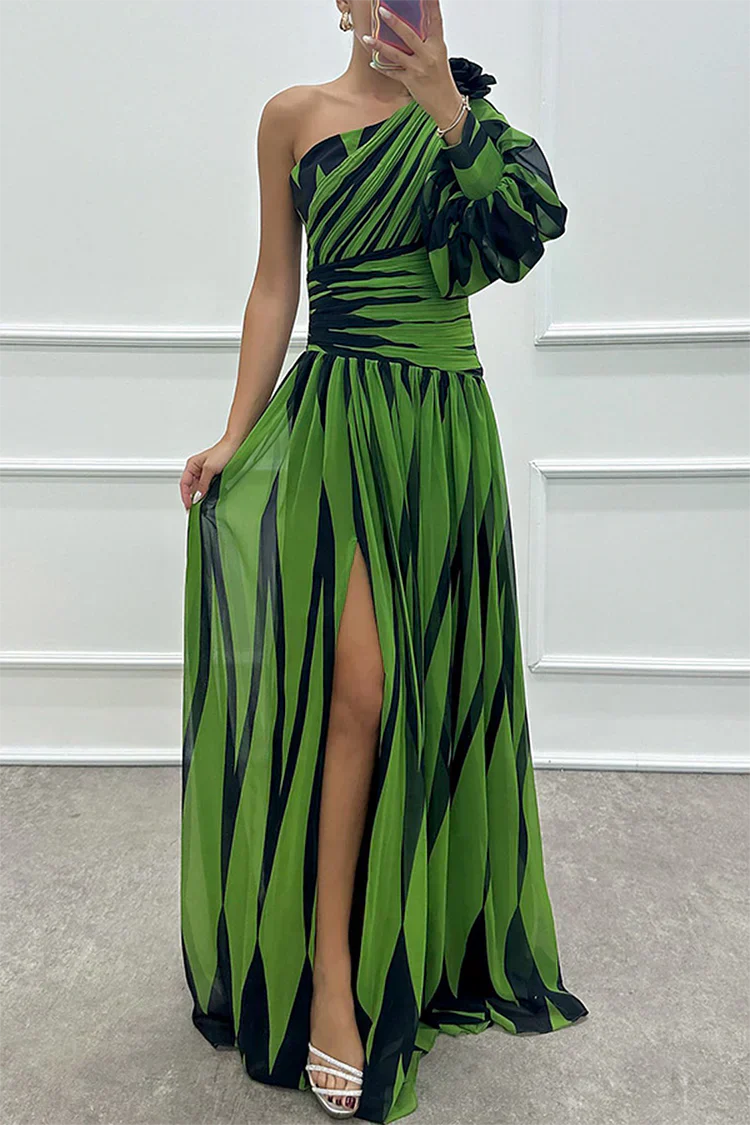 Bonnie™ | Chic Striped One-Shoulder Maxi Dress