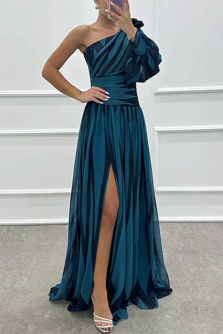 Bonnie™ | Chic Striped One-Shoulder Maxi Dress