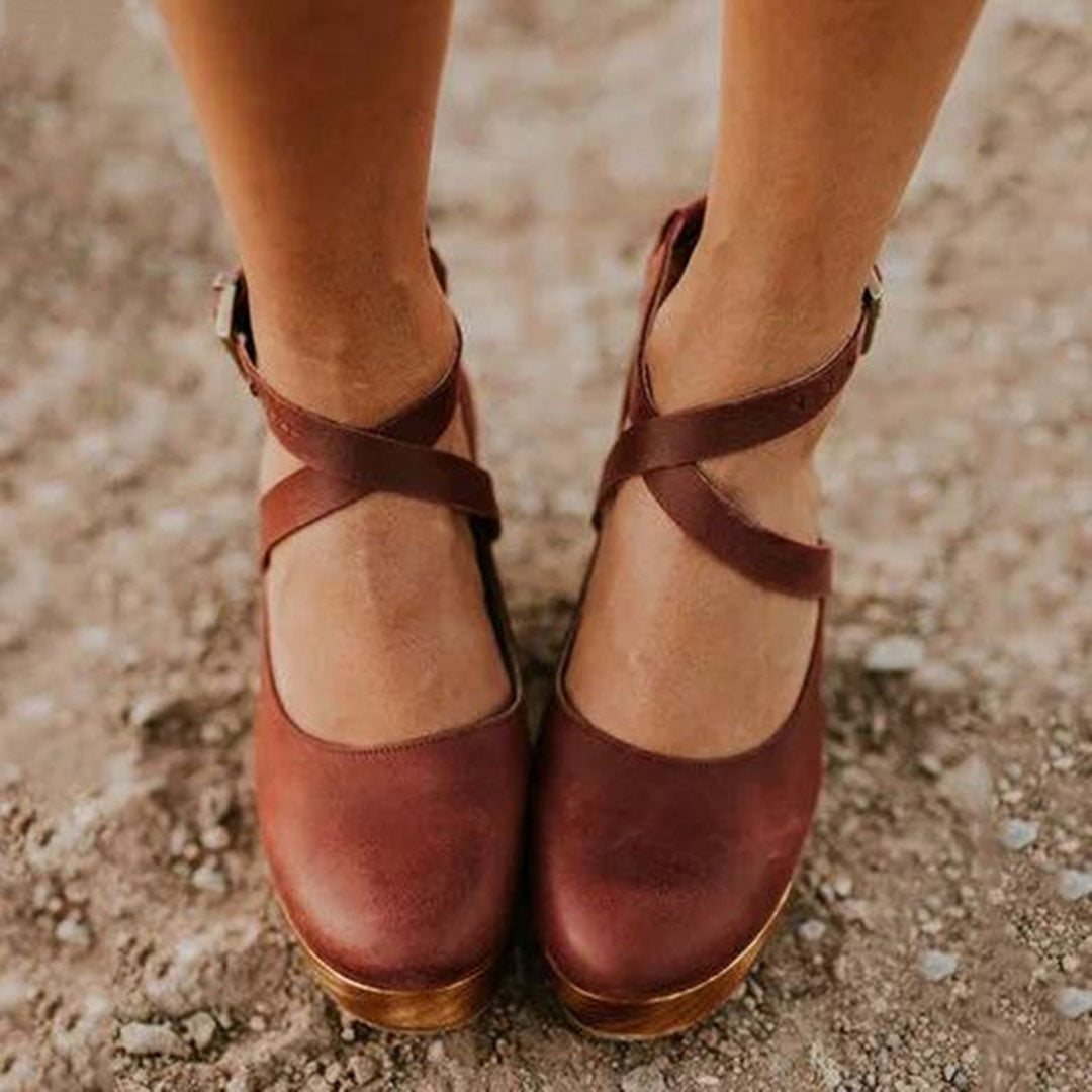 Teresa™ | Chic Closed-Toe Wedge Heels with Stylish Ankle Strap