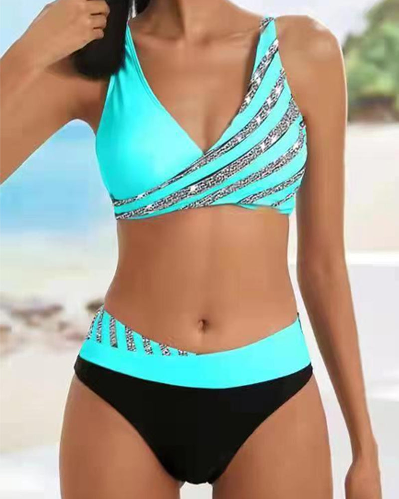 Solange | Women's Beach-Ready Printed Bikini Set for a Flattering Fit