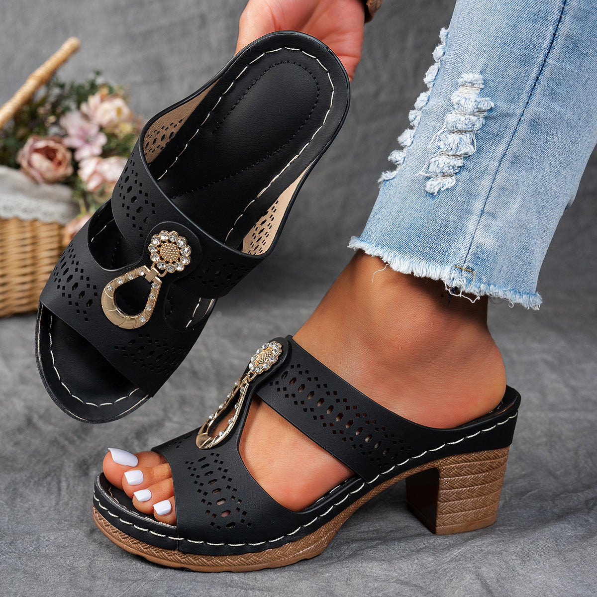 Finley | Women's Rhinestone-Embellished Orthopedic Flat Sandals