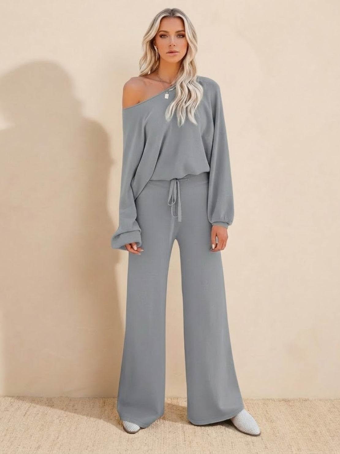 Hailey | Women's Cropped Sweatshirt & Wide-Leg Pants Lounge Ensemble