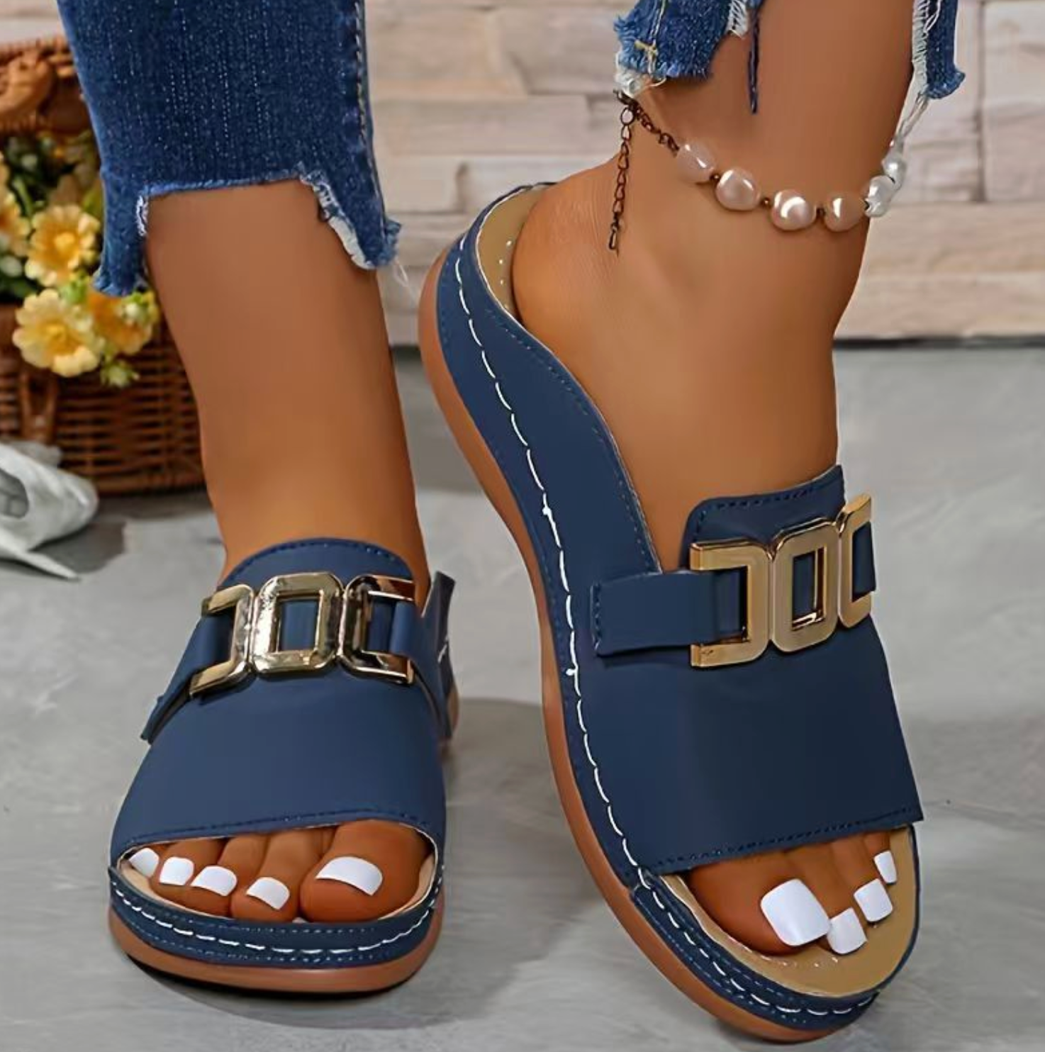 Everly | Women's Adjustable Buckle Sandals with Cushioned Comfort