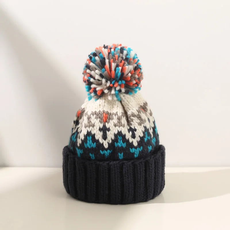 TAMARA™ | Snug Snowflake Pom Beanie