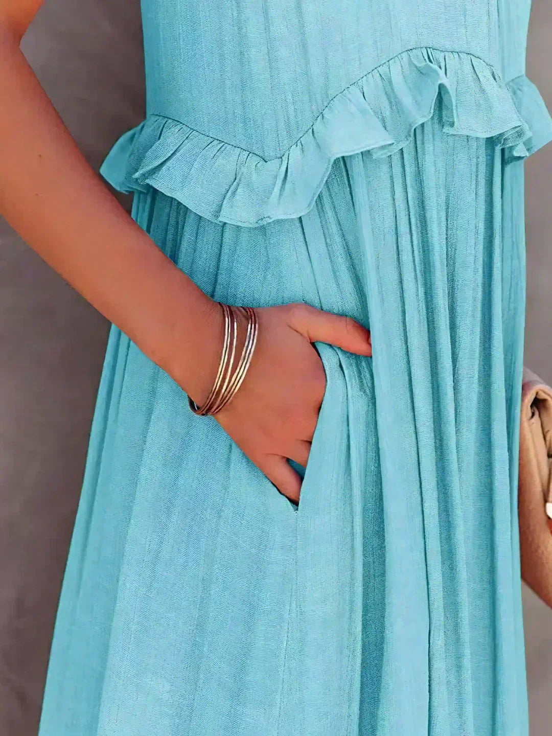 Courtney™ | Chic Sleeveless Ruffle Dress