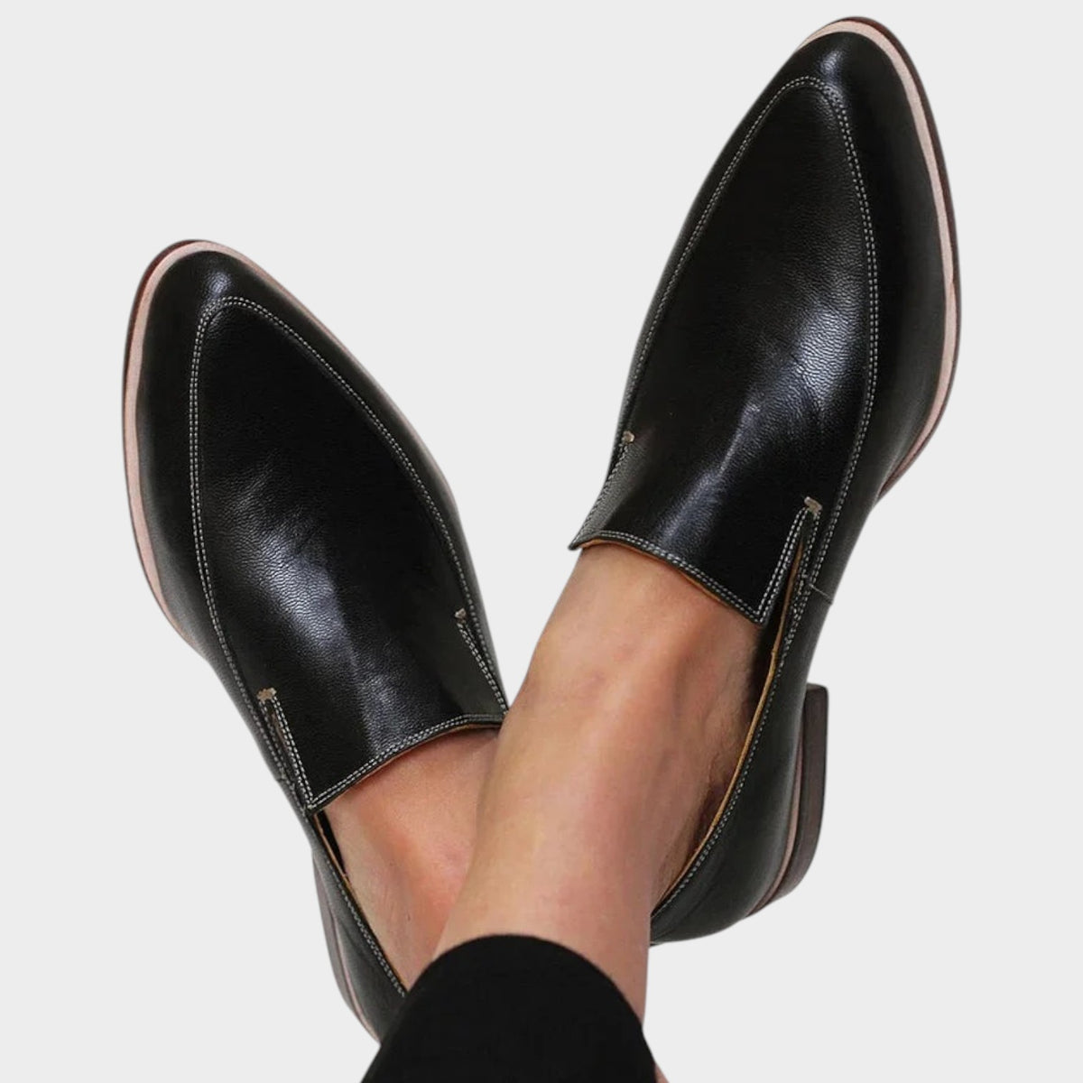 Women’s Classic Loafers Smooth Finish Pointed Toe Low Heel