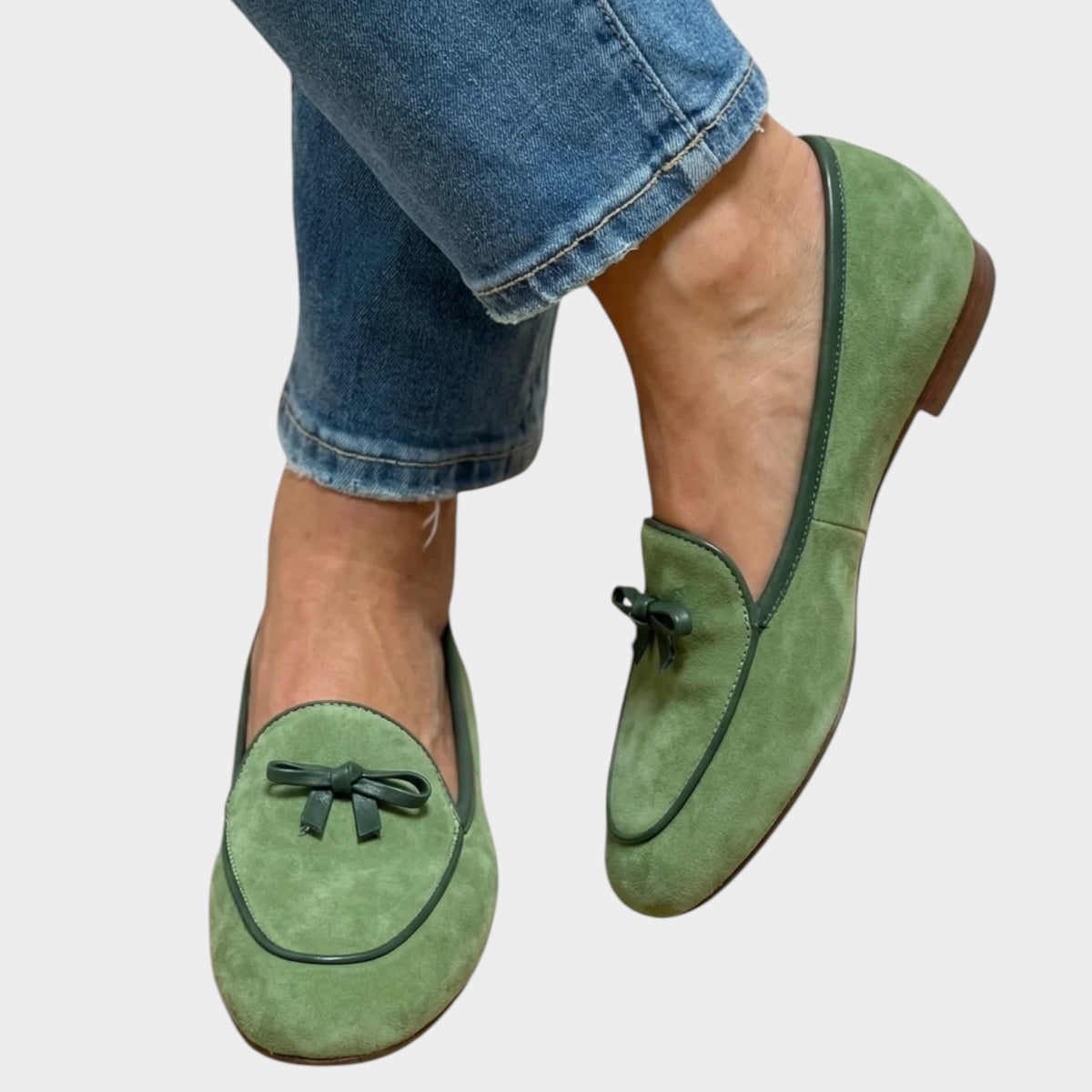 Women’s Suede Loafers Bow Detail Flat Shoes