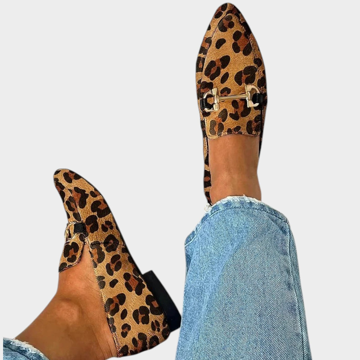 Women’s Loafers Leopard Print Pointed Toe Buckle Detail
