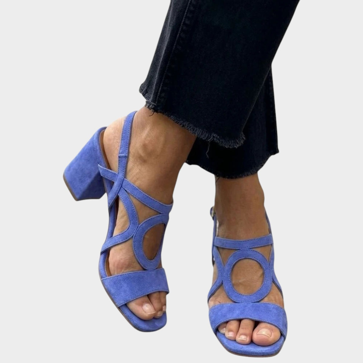 Women’s Heeled Sandals with Circular Strap Detail