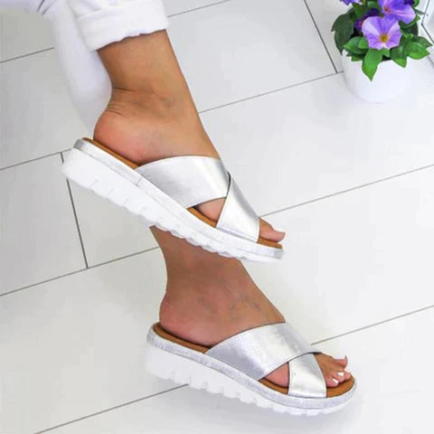 Lydia | Women's Crisscross Slide Sandals