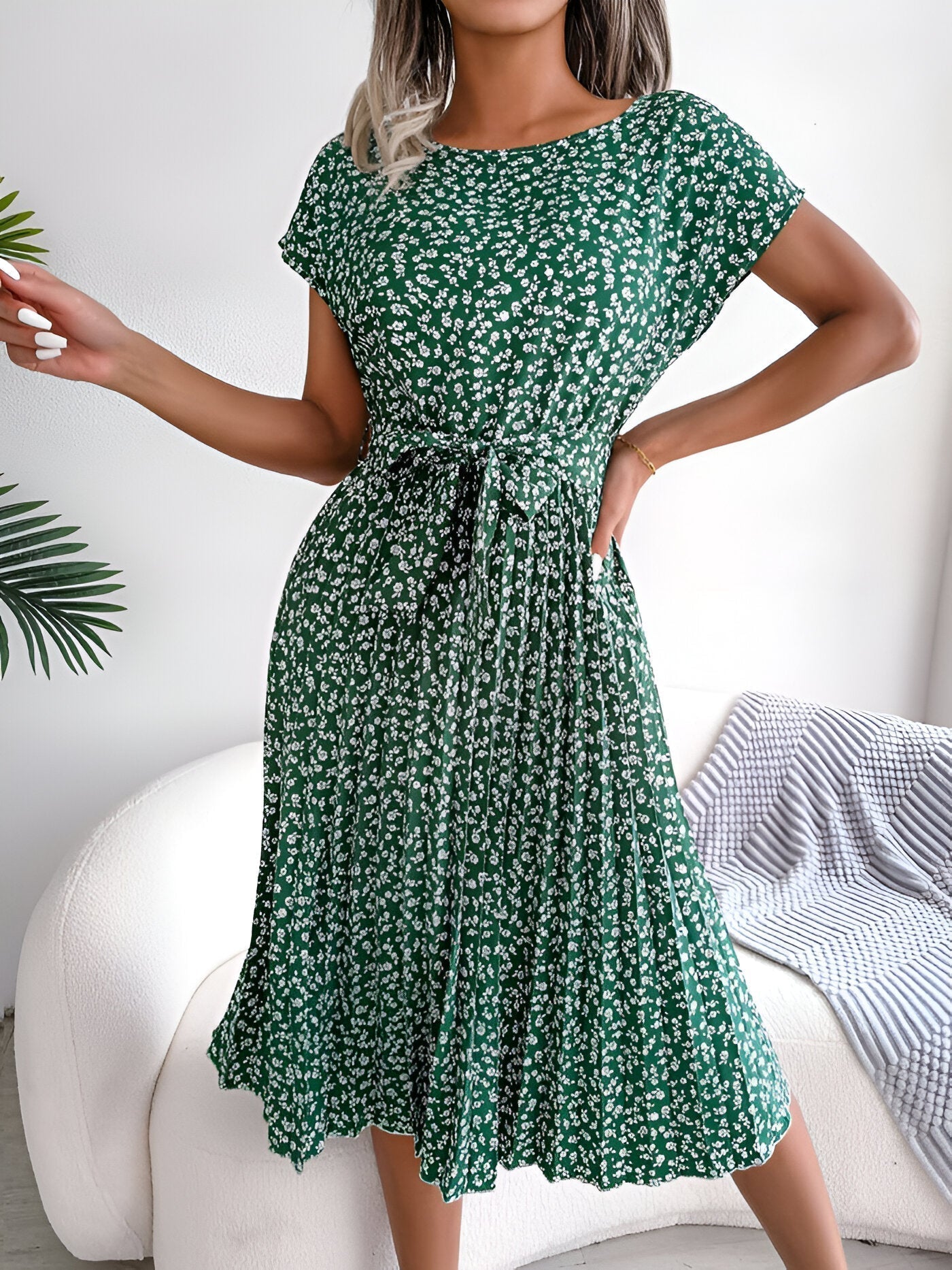 Jennifer™ | Elegant Pleated Floral Dress