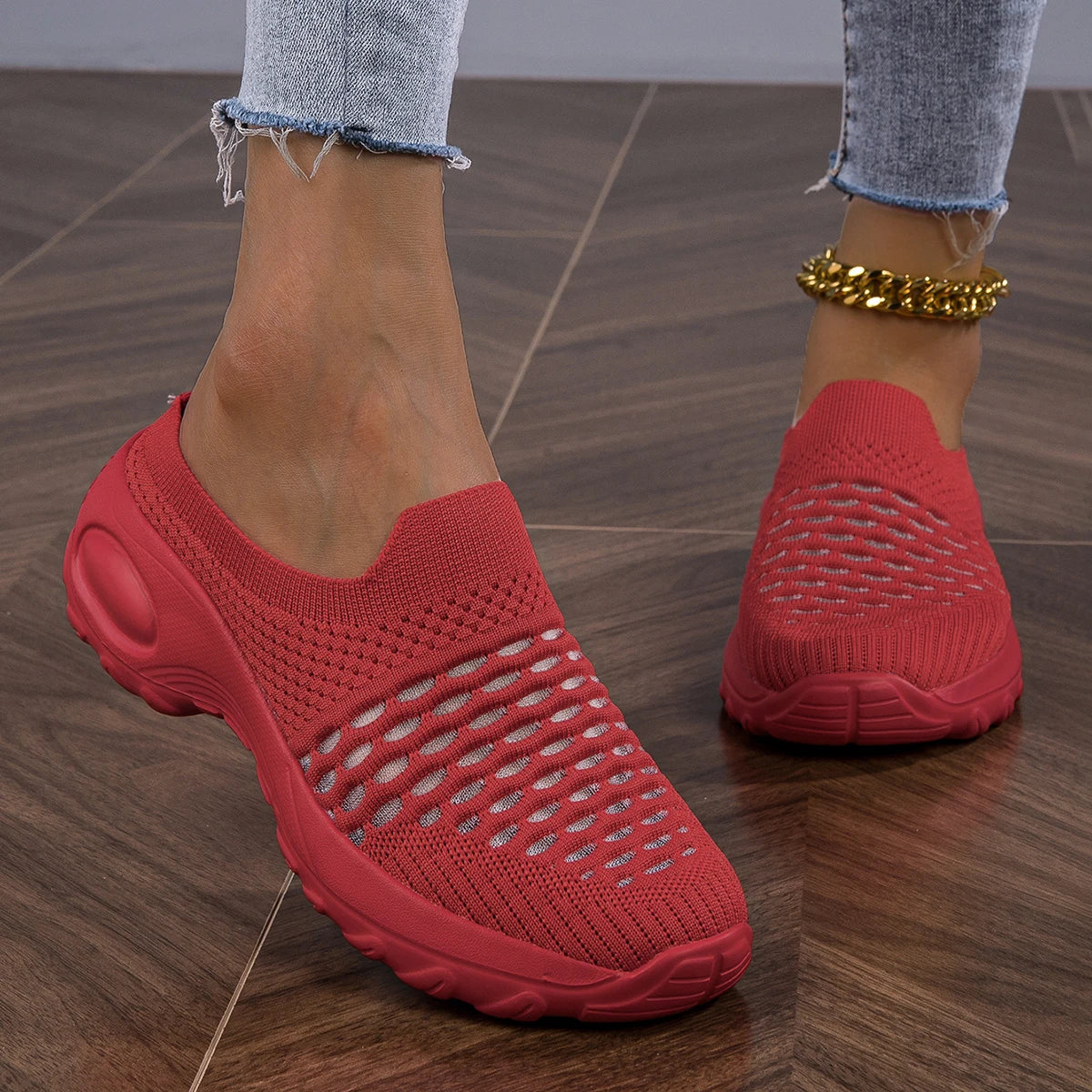 Wren | Women's Slip-On Walking Shoes